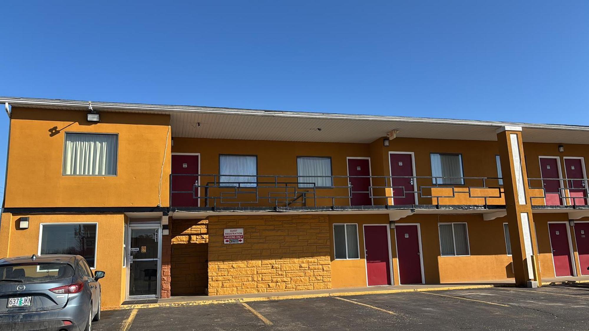 Motel Economy &
